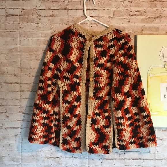 Vintage 60's crocheted knitted cape shawl, one size fits most, hand made - Picture 4 of 10